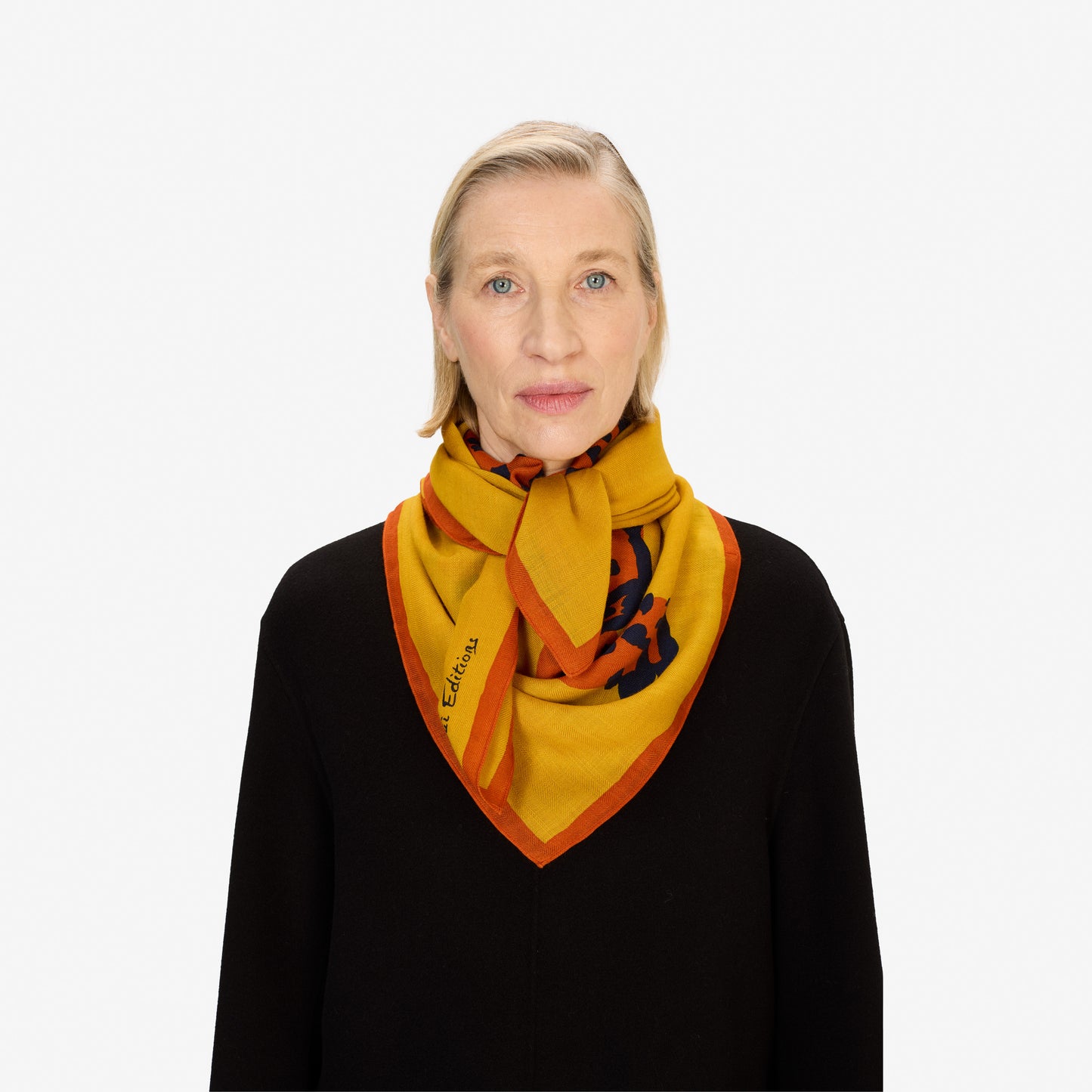Square 100 - Feline - Yellow