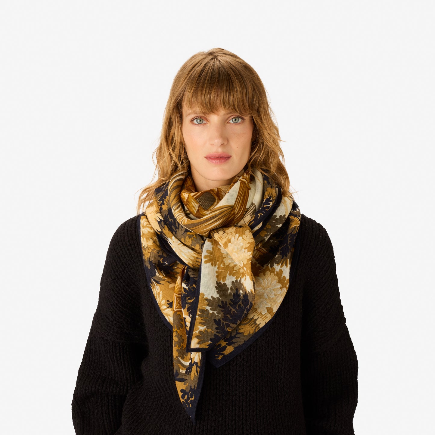 Square 130 - Manufacture - Golden Brown