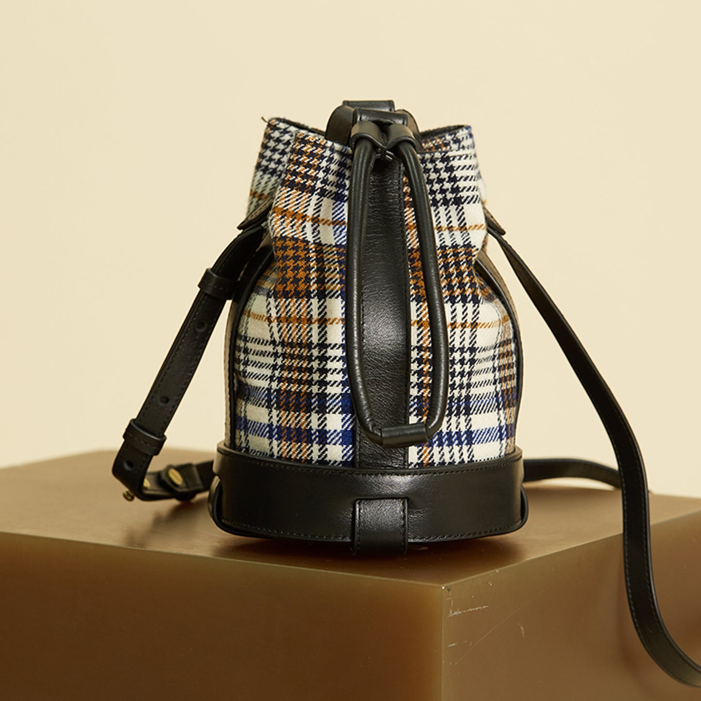 Bucket Bag - Nichols - Black