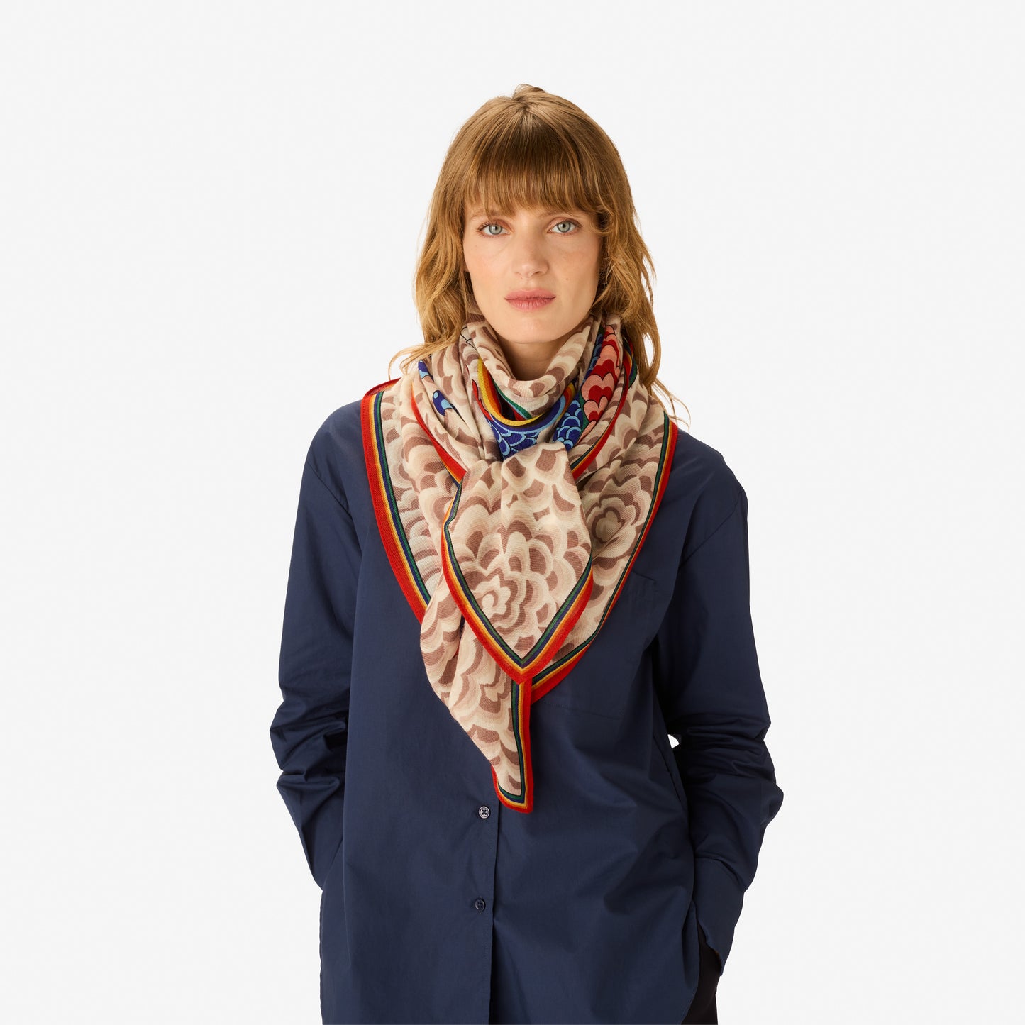 Square 130 - Dragon - Grey