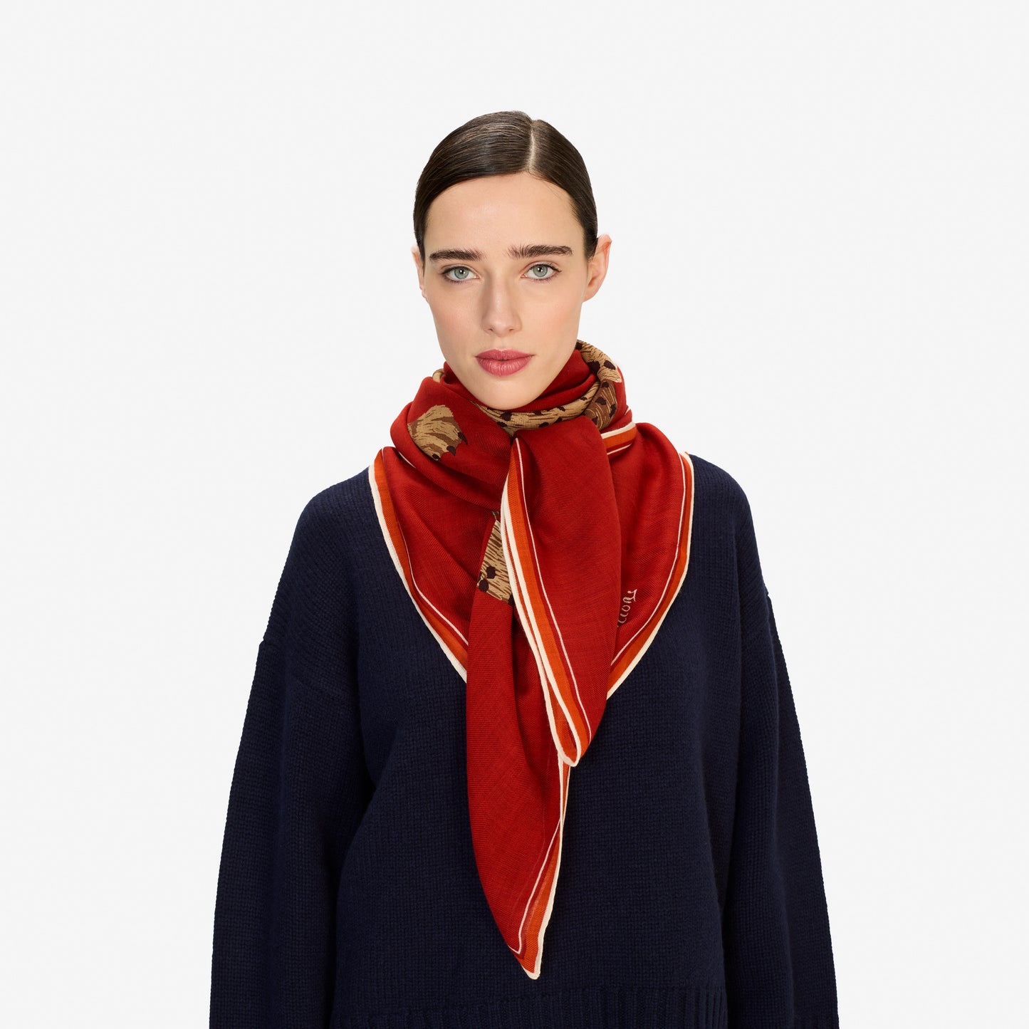 Square 130 - Jorgen - Red